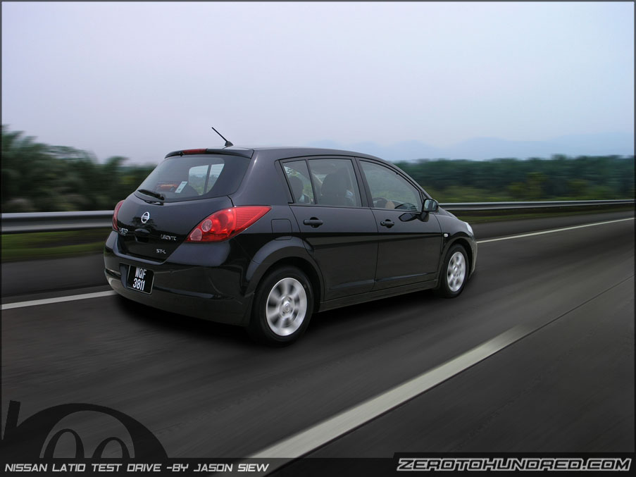 Test drive nissan tiida latio #10