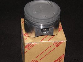 piston toyota 4.jpg