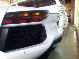 Lambo Lp500 2011 Rear side light view nice.jpg