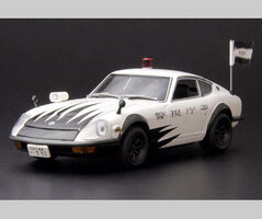 Fairlady 280ZG White Police 'the circuit wolf' 03162CW.jpg