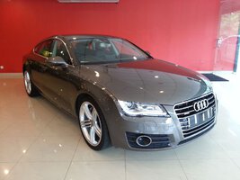 Audi A7 2011 Dakota Grey (1).jpg