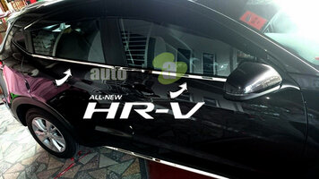 HR-V - Side Moulding - 1.jpg