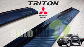 Mitsubishi Triton - Injection Door Visor ( Carbon ) - 3.jpg