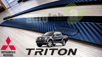 Mitsubishi Triton - Injection Door Visor ( Carbon ) - 5.jpg