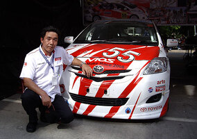 Toyota-One-Make-Race-Car.jpg