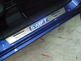 Suzuki Swift 06 - 08 1.jpg