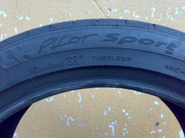 Tyres 3.JPG