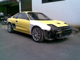 MR2naked1.jpg