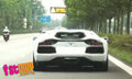 white_lamborghini_spotted_on_aye_without_licence_plate-thumbnail.jpg