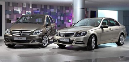 Mercedes-Benz B180 & C200 CGI.jpg