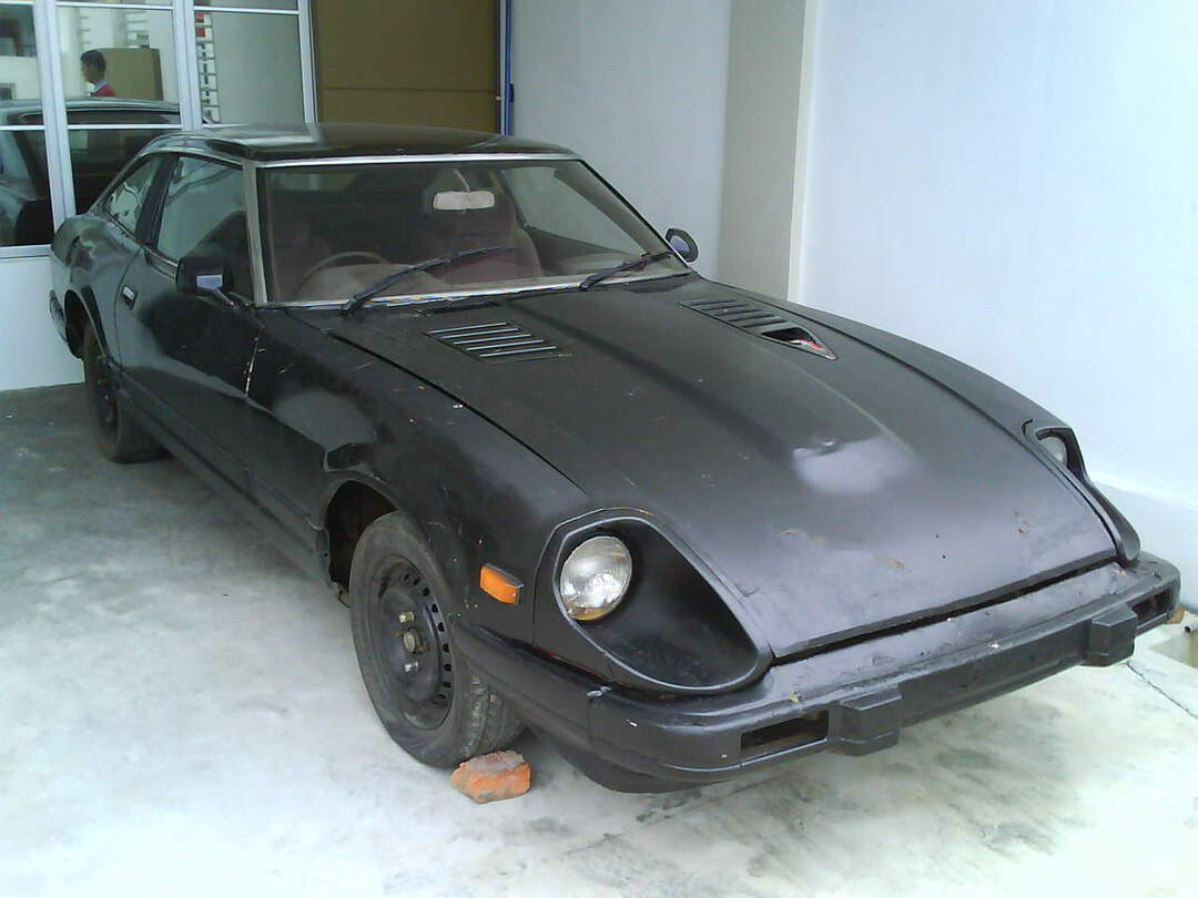 Nissan fairlady 280z sale #10