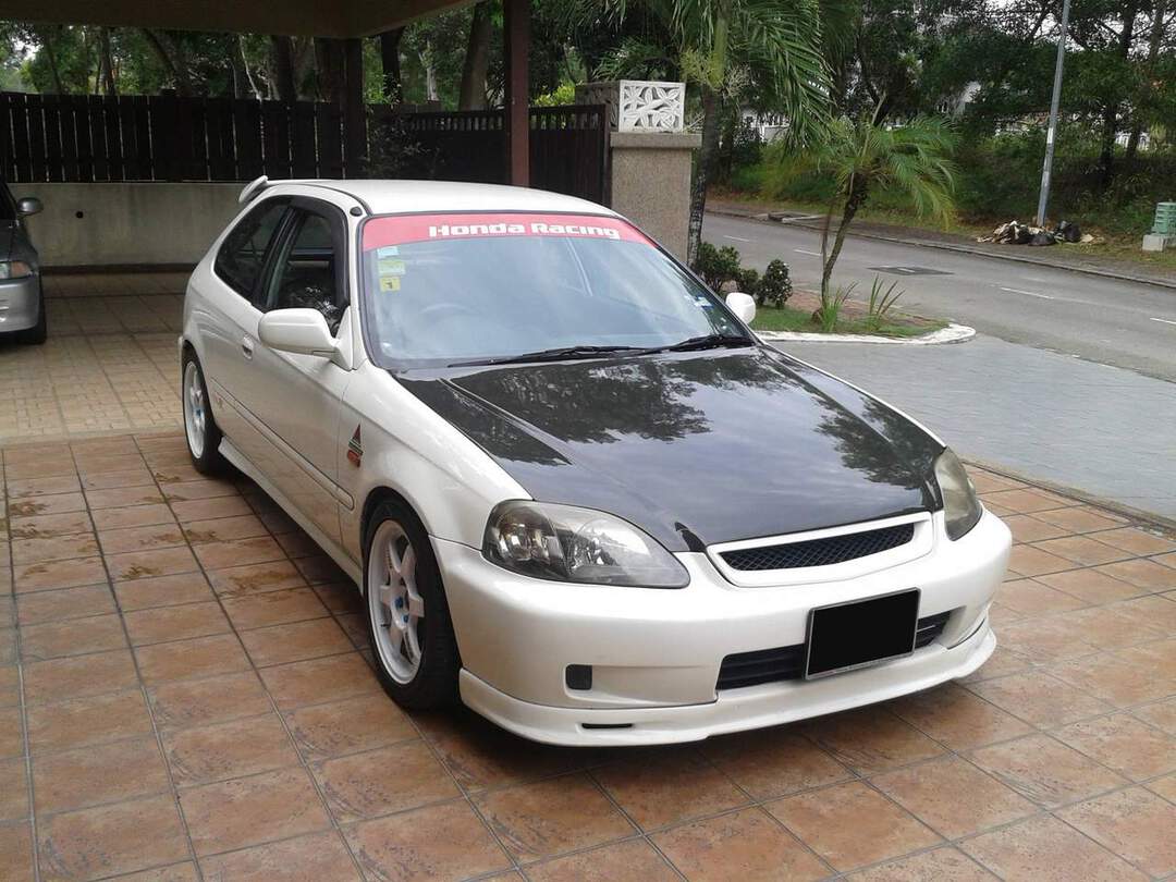 Honda civic sedan 2 pintu #2