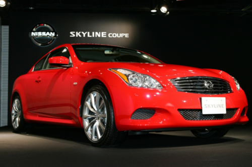 Nissan skyline v36 370gt sedan