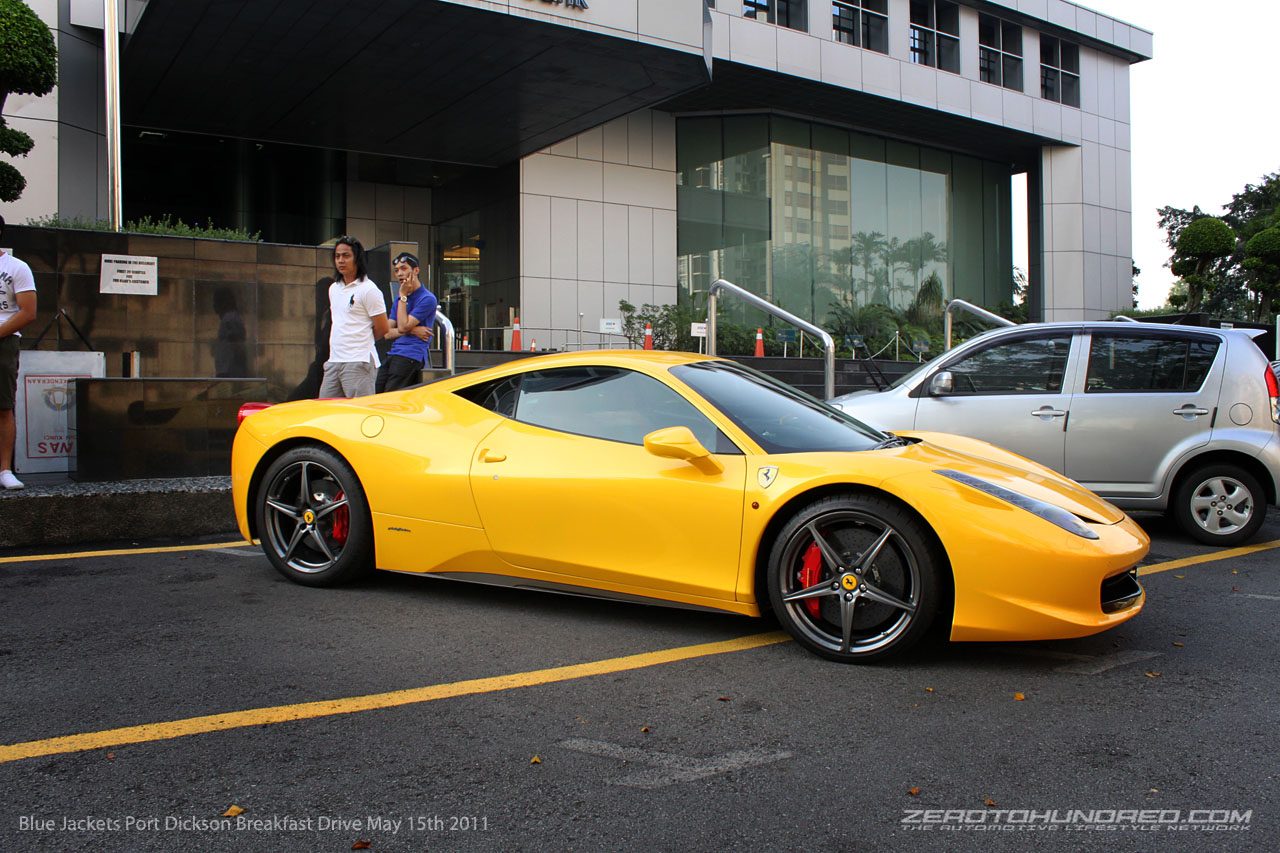 Ferrari 458 Italia - Yellow