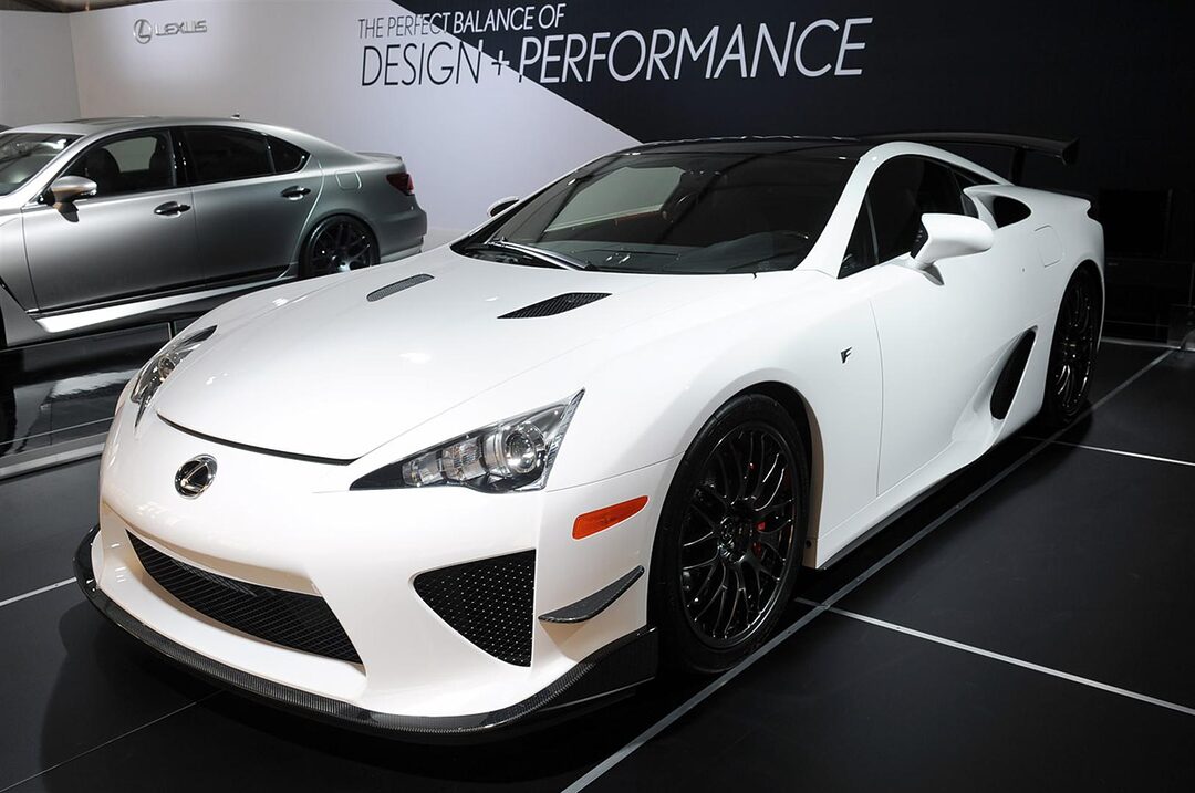 Lexus LFA Nurburgring Edition Gets Pitted Against an ...