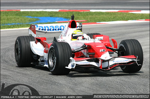 f1_testing_sepang_circuit_2007.jpg
