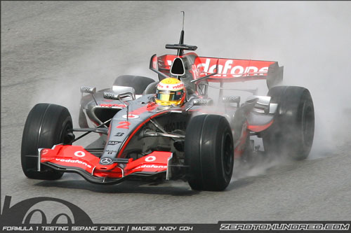 f1_testing_sepang_circuit_2007_5.jpg