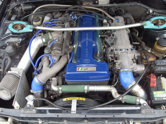 120-20engine20bay.jpg