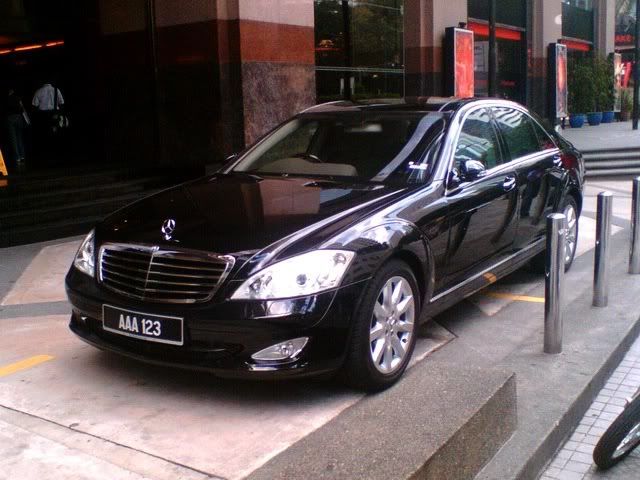 AAA123-MercedesS350.jpg