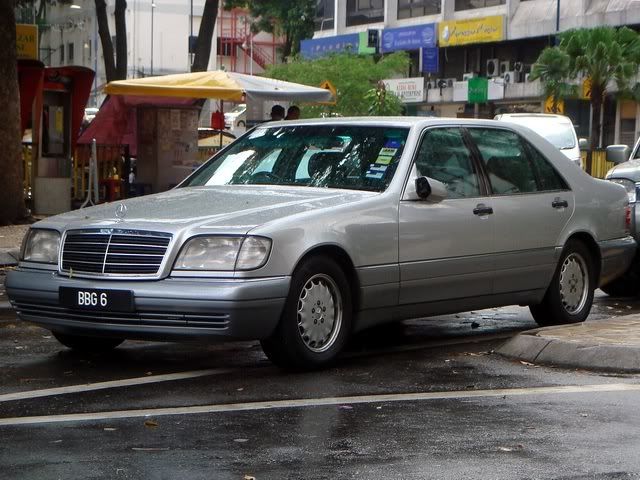 BBG6-oldMercedesS-Class.jpg