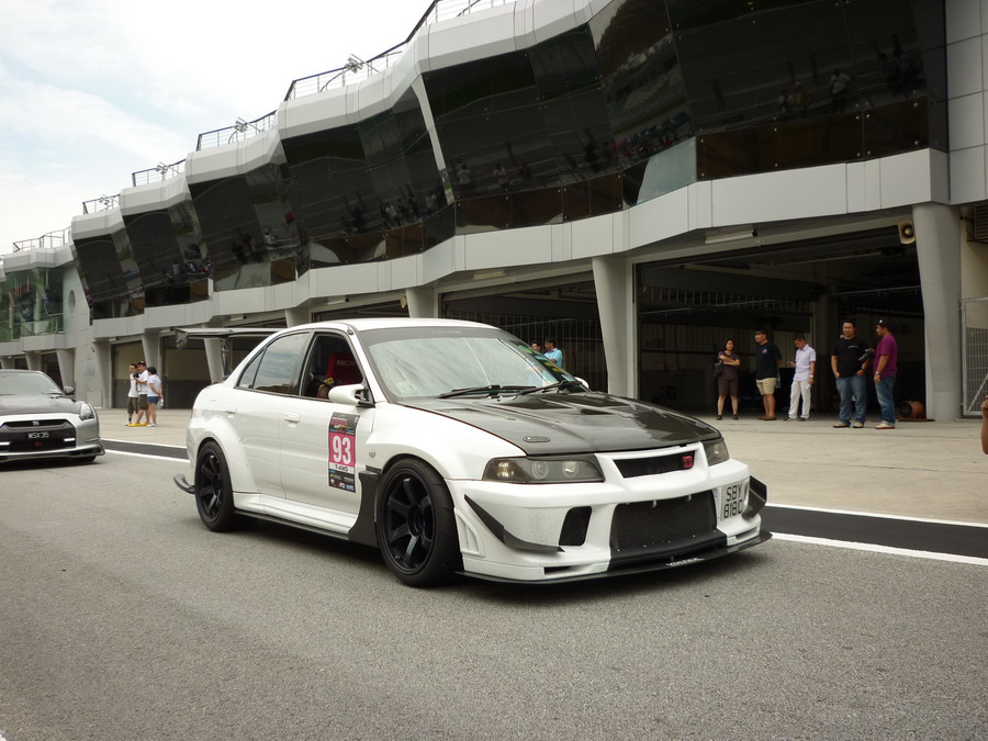 evo0092_resize.jpg