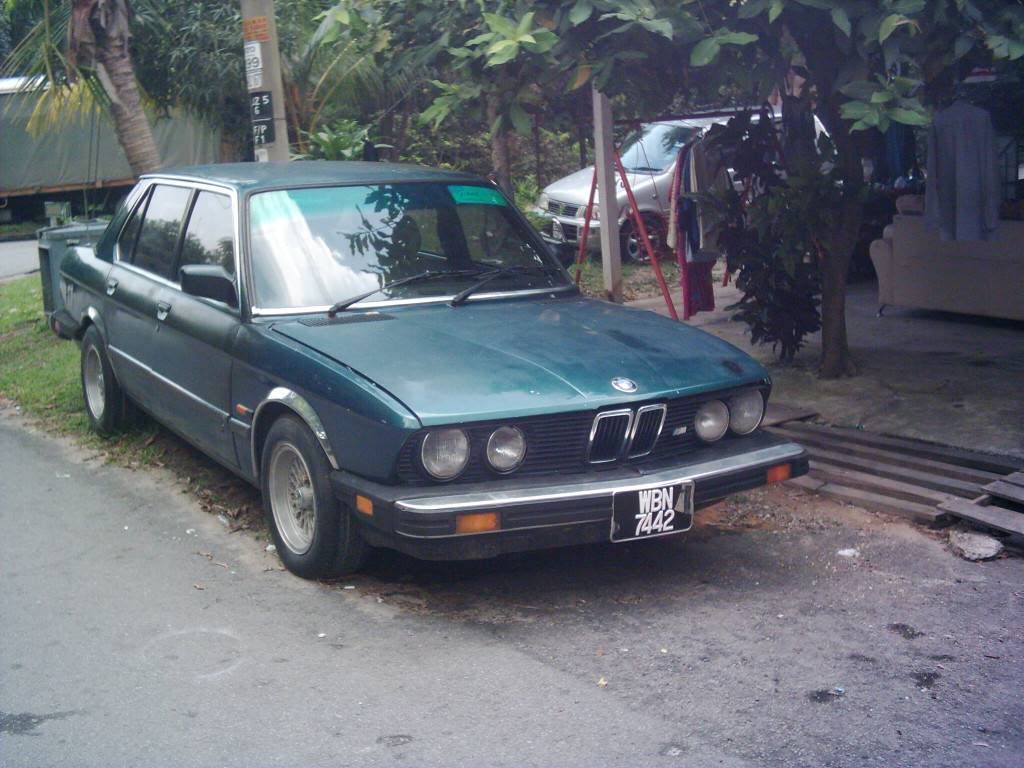 kereta.jpg