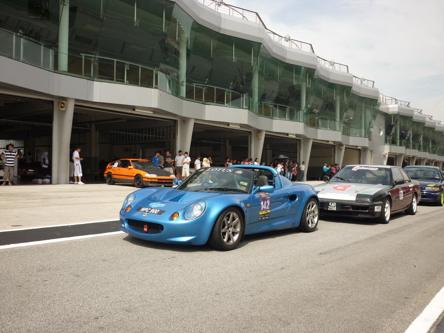 lotus0055_resize.jpg