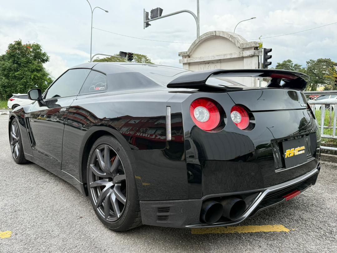 r35 (11).jpeg