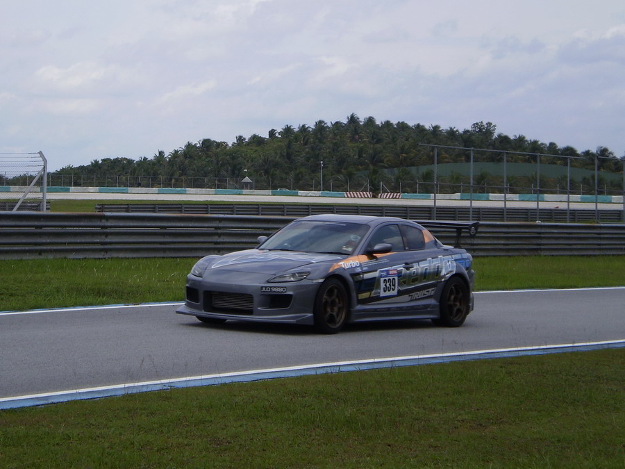rx80016_resize.jpg