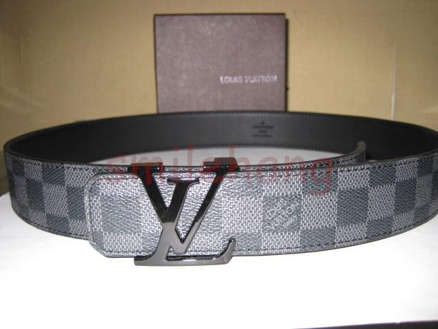 Just bought a used damier graphite belt. It looks very nice and I'm 99.9%  sure it's real but I have doubts about the receipt (from hong kong?) : r/ Louisvuitton