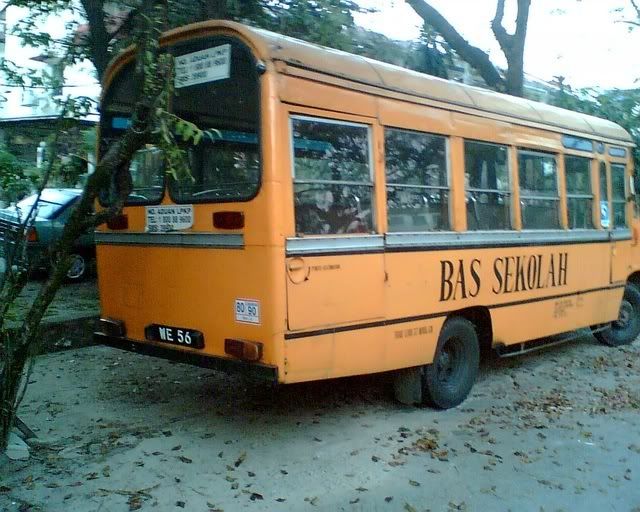 WE56-schoolbus.jpg