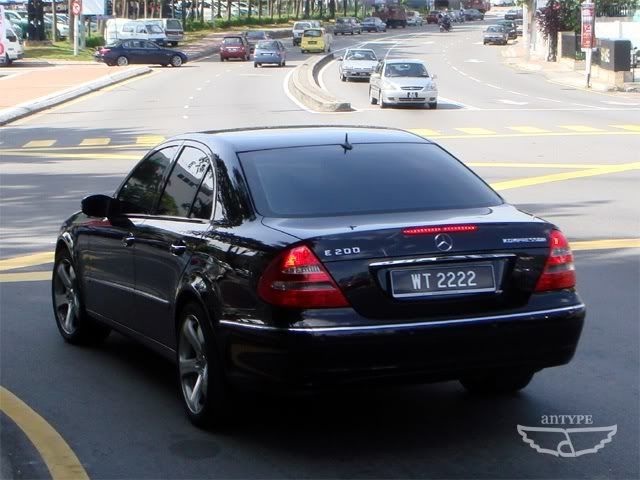 WT2222-MercedesE200.jpg