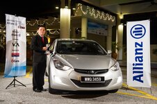 Auto Industry Awards 2012 - 01 Hyundai Eleantra (Car of the Year 2012).jpg