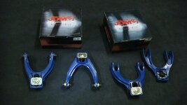 JDM civic EG front upper control arm model 28209 on the right, EJ & EK model 28980 on the left.JPG