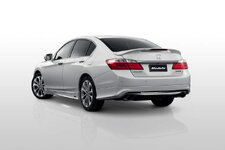 ACCORD_2013_MODULO_REAR_3-4_CMYK.jpg