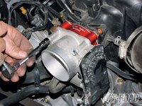 0907or_10_z+airaid_intake_system+poweraid_throttle_body_spacer_2.jpg