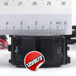 am-106n-usb-port-adapter-nissan-5.jpg