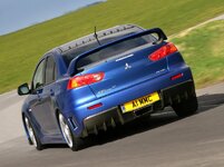 mitsubishi-lancer-evo-x-fq-400-2 (1).jpg