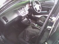 rx2 front interior.jpg