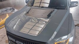 car_spray_painting_color__chan_1665468497_853c3530_progressive.jpg