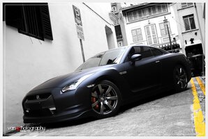 Flat-Black-Nissan-GT_R-04.jpg