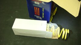 monza sport coil spring packing.JPG