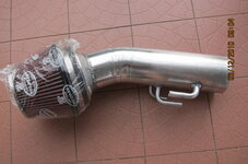 6 inch K&N air filter on 4 inch Air intake pipe.JPG