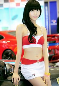 Korean-Racequeen-red-white.jpg