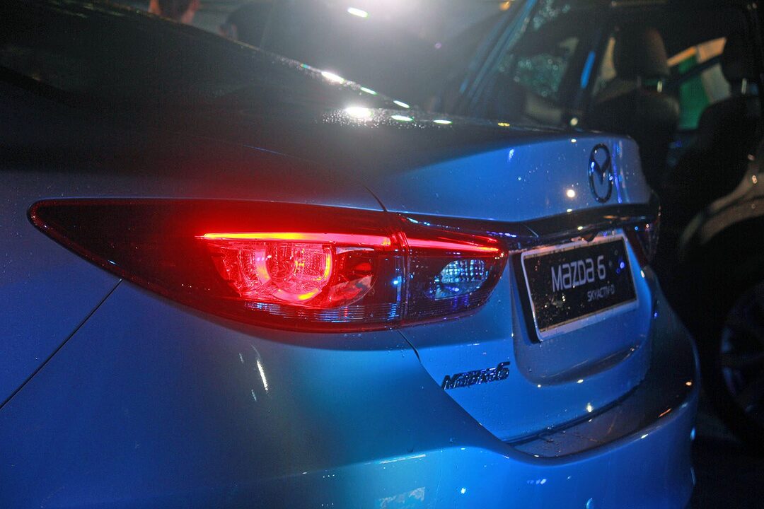 2016-mazda6-skyactiv-d_8651-700x467.jpg