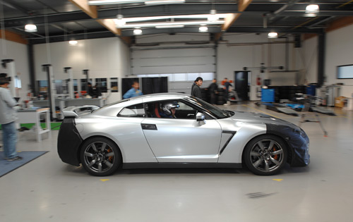08_nissan_skyline_gtr_act_garage_500.jpg