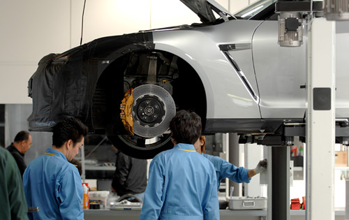 08_nissan_skyline_gtr_tech_brakes_1_500.jpg