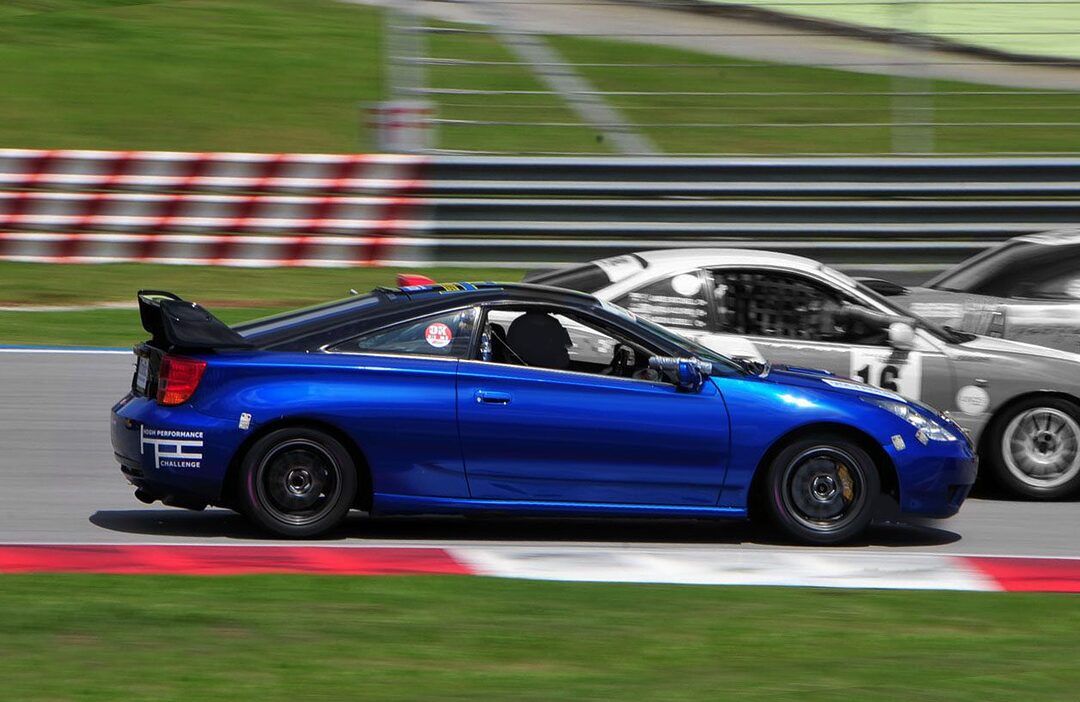 racing-blank1-600x389.jpg