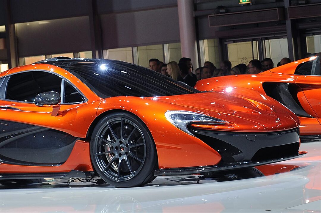 MCLAREN p1 2012
