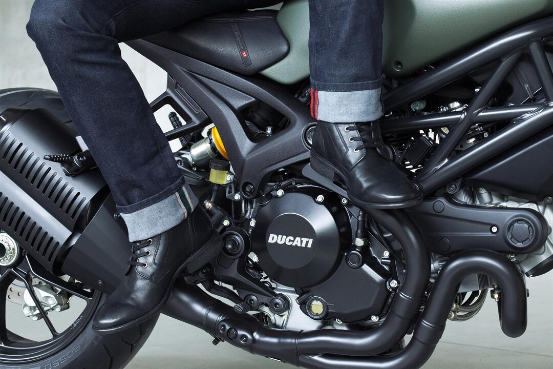 Ducati Monster 1100 EVO Diesel